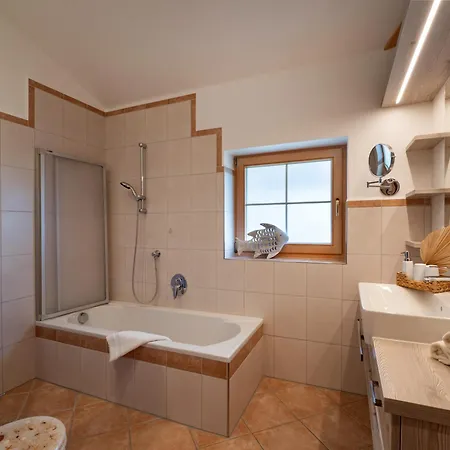 Apartment Manzl